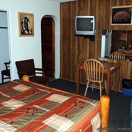 Rainbow Motel ザーモポリス 部屋 写真